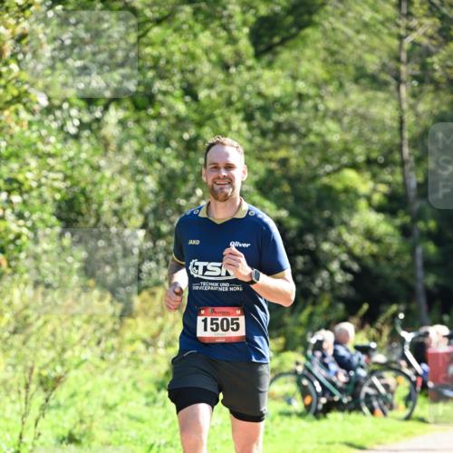 27.09.2026 - 35. Volkslauf durch das schöne Alstertal Dr. Thomas Lammeyer http://msf.ph/oto/10576264 27.09.2026 11:42:36 Laufen 1505 meine-sportfotos.de