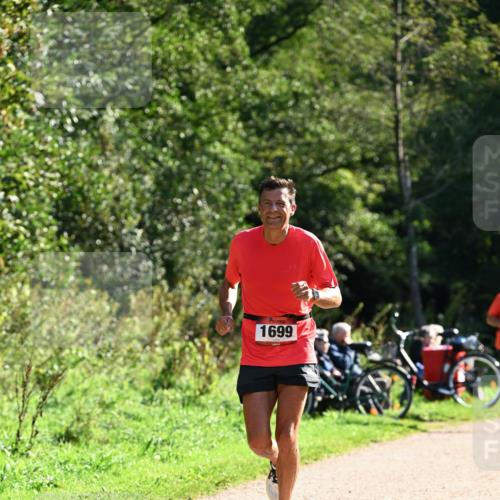 27.09.2026 - 35. Volkslauf durch das schöne Alstertal Dr. Thomas Lammeyer http://msf.ph/oto/10576265 27.09.2026 11:42:40 Laufen 1699 meine-sportfotos.de