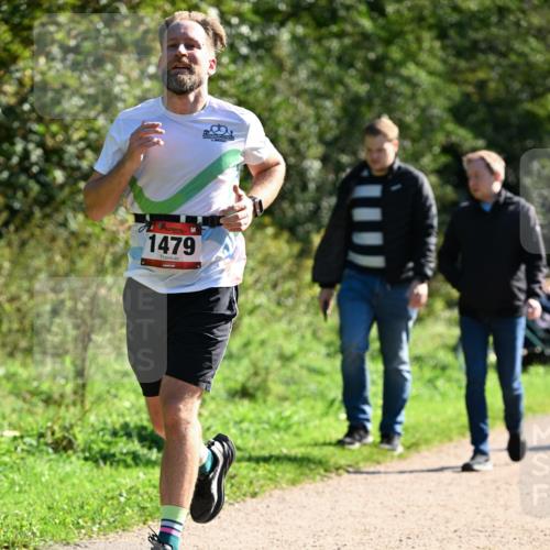 27.09.2026 - 35. Volkslauf durch das schöne Alstertal Dr. Thomas Lammeyer http://msf.ph/oto/10576369 27.09.2026 11:43:50 Laufen 1479 meine-sportfotos.de