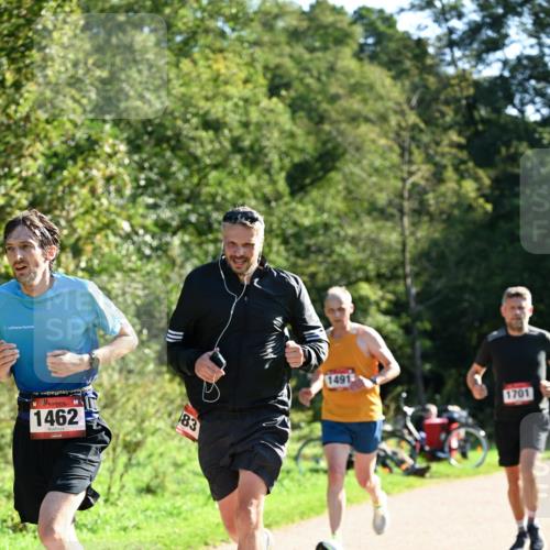 27.09.2026 - 35. Volkslauf durch das schöne Alstertal Dr. Thomas Lammeyer http://msf.ph/oto/10576432 27.09.2026 11:44:09 Laufen 1462, 83, 14913, 1701 meine-sportfotos.de