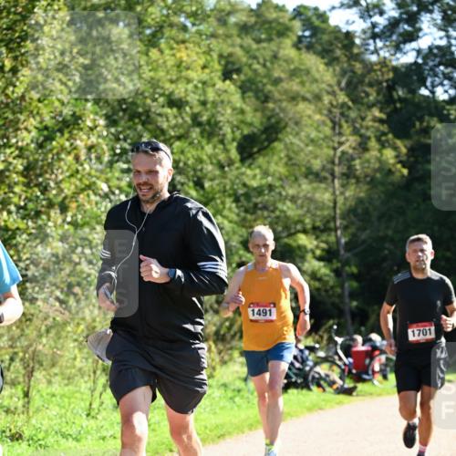 27.09.2026 - 35. Volkslauf durch das schöne Alstertal Dr. Thomas Lammeyer http://msf.ph/oto/10576433 27.09.2026 11:44:09 Laufen 1491, 1701 meine-sportfotos.de