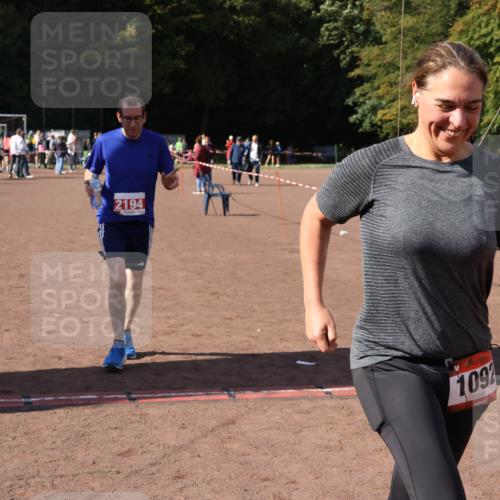 27.09.2026 - 35. Volkslauf durch das schöne Alstertal Strokosch-Dieckow http://msf.ph/oto/10576464 27.09.2026 12:38:33 Ziel 1092, 2194 meine-sportfotos.de