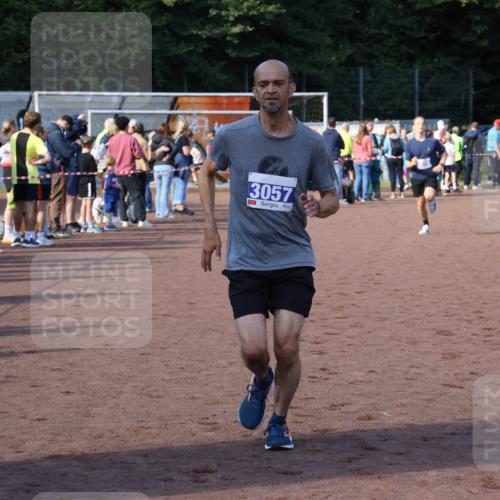 27.09.2026 - 35. Volkslauf durch das schöne Alstertal Strokosch-Dieckow http://msf.ph/oto/10576530 27.09.2026 11:19:55 Ziel 3057, 3978 meine-sportfotos.de