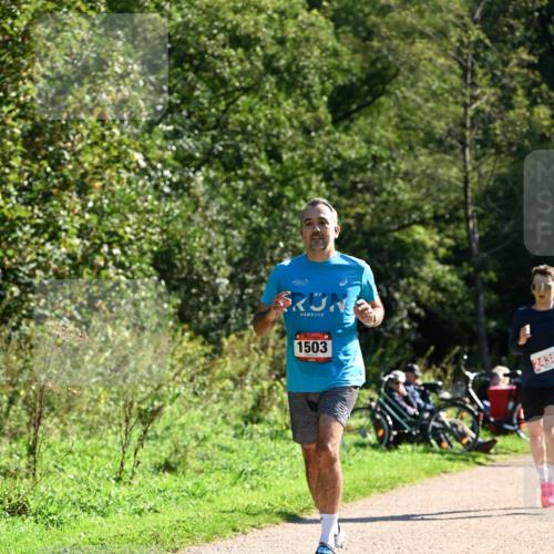 27.09.2026 - 35. Volkslauf durch das schöne Alstertal Dr. Thomas Lammeyer http://msf.ph/oto/10576533 27.09.2026 11:44:50 Laufen 1503, 2438 meine-sportfotos.de