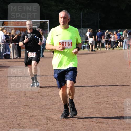 27.09.2026 - 35. Volkslauf durch das schöne Alstertal Strokosch-Dieckow http://msf.ph/oto/10576550 27.09.2026 12:39:16 Ziel 2064, 2105, 2486 meine-sportfotos.de