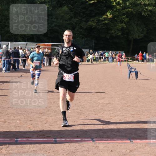 27.09.2026 - 35. Volkslauf durch das schöne Alstertal Strokosch-Dieckow http://msf.ph/oto/10576602 27.09.2026 12:39:19 Ziel 2064, 2105, 2486 meine-sportfotos.de