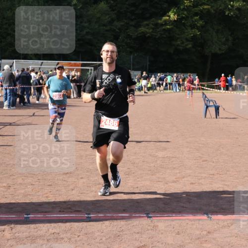 27.09.2026 - 35. Volkslauf durch das schöne Alstertal Strokosch-Dieckow http://msf.ph/oto/10576616 27.09.2026 12:39:19 Ziel 2064, 2105, 2486 meine-sportfotos.de