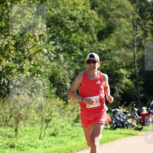 27.09.2026 - 35. Volkslauf durch das schöne Alstertal Dr. Thomas Lammeyer http://msf.ph/oto/10576642 27.09.2026 11:45:36 Laufen 82 meine-sportfotos.de