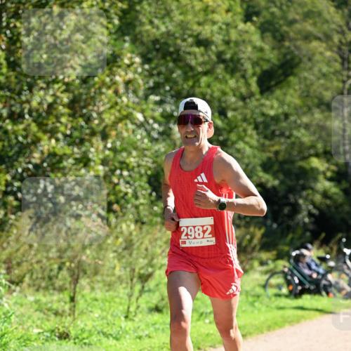 27.09.2026 - 35. Volkslauf durch das schöne Alstertal Dr. Thomas Lammeyer http://msf.ph/oto/10576645 27.09.2026 11:45:36 Laufen 2982 meine-sportfotos.de