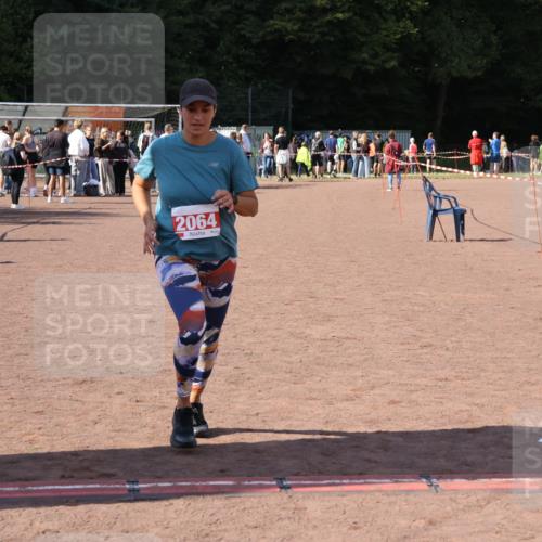 27.09.2026 - 35. Volkslauf durch das schöne Alstertal Strokosch-Dieckow http://msf.ph/oto/10576649 27.09.2026 12:39:21 Ziel 2064, 2105, 2486 meine-sportfotos.de