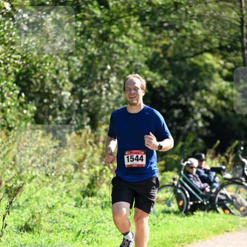 27.09.2026 - 35. Volkslauf durch das schöne Alstertal Dr. Thomas Lammeyer http://msf.ph/oto/10576691 27.09.2026 11:45:53 Laufen 1544 meine-sportfotos.de