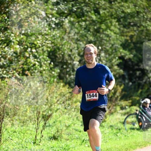 27.09.2026 - 35. Volkslauf durch das schöne Alstertal Dr. Thomas Lammeyer http://msf.ph/oto/10576695 27.09.2026 11:45:53 Laufen 1544 meine-sportfotos.de