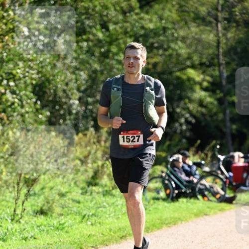 27.09.2026 - 35. Volkslauf durch das schöne Alstertal Dr. Thomas Lammeyer http://msf.ph/oto/10576831 27.09.2026 11:47:01 Laufen 1527 meine-sportfotos.de