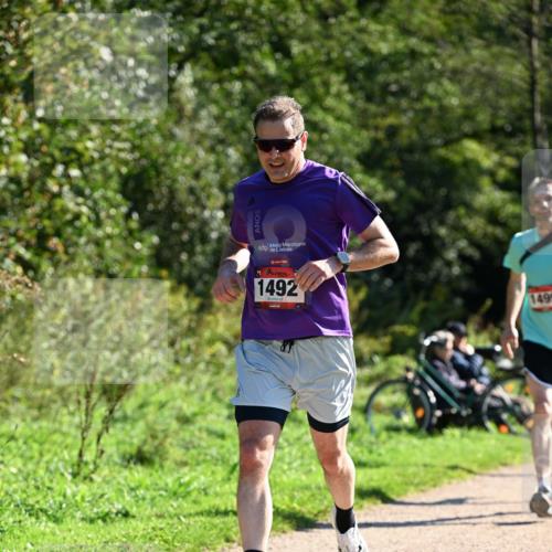 27.09.2026 - 35. Volkslauf durch das schöne Alstertal Dr. Thomas Lammeyer http://msf.ph/oto/10576848 27.09.2026 11:47:06 Laufen 1492, 1499 meine-sportfotos.de