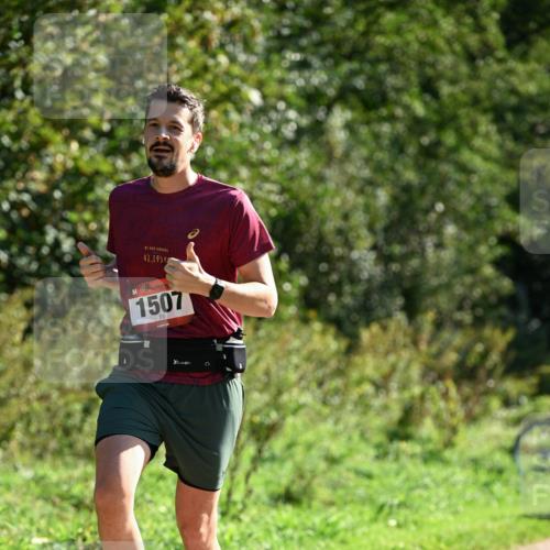 27.09.2026 - 35. Volkslauf durch das schöne Alstertal Dr. Thomas Lammeyer http://msf.ph/oto/10576875 27.09.2026 11:47:09 Laufen 42, 195, 1507 meine-sportfotos.de