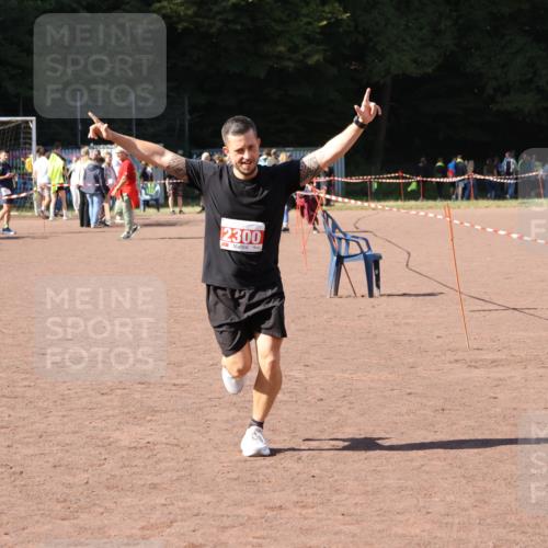 27.09.2026 - 35. Volkslauf durch das schöne Alstertal Strokosch-Dieckow http://msf.ph/oto/10577108 27.09.2026 12:40:19 Ziel 2300 meine-sportfotos.de