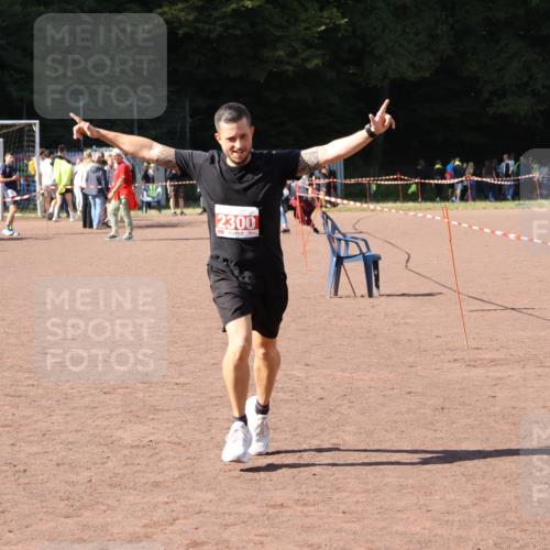 27.09.2026 - 35. Volkslauf durch das schöne Alstertal Strokosch-Dieckow http://msf.ph/oto/10577128 27.09.2026 12:40:19 Ziel 2300 meine-sportfotos.de