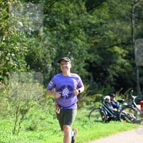 27.09.2026 - 35. Volkslauf durch das schöne Alstertal Dr. Thomas Lammeyer http://msf.ph/oto/10577156 27.09.2026 11:50:23 Laufen 126 meine-sportfotos.de