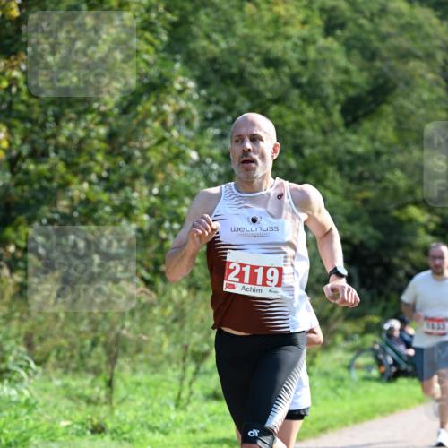27.09.2026 - 35. Volkslauf durch das schöne Alstertal Dr. Thomas Lammeyer http://msf.ph/oto/10577170 27.09.2026 11:50:37 Laufen 2119, 8633 meine-sportfotos.de