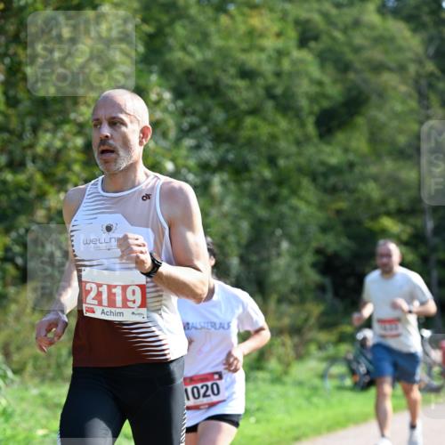 27.09.2026 - 35. Volkslauf durch das schöne Alstertal Dr. Thomas Lammeyer http://msf.ph/oto/10577173 27.09.2026 11:50:38 Laufen 9, 2119, 1020, 1455 meine-sportfotos.de