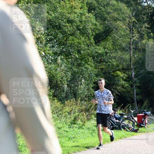 27.09.2026 - 35. Volkslauf durch das schöne Alstertal Dr. Thomas Lammeyer http://msf.ph/oto/10577189 27.09.2026 11:50:41 Laufen  meine-sportfotos.de