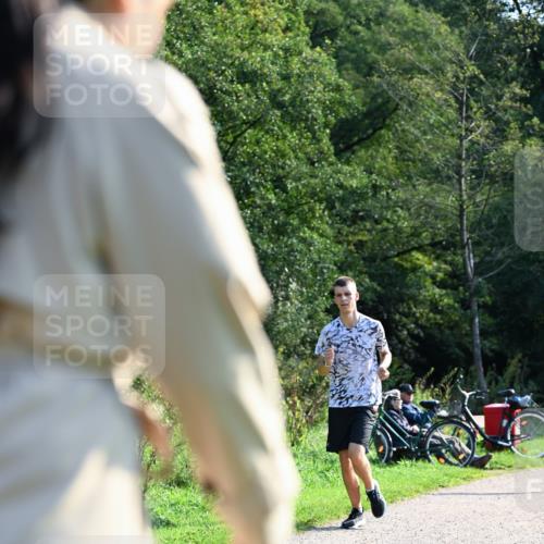 27.09.2026 - 35. Volkslauf durch das schöne Alstertal Dr. Thomas Lammeyer http://msf.ph/oto/10577190 27.09.2026 11:50:41 Laufen  meine-sportfotos.de