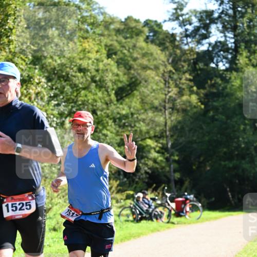 27.09.2026 - 35. Volkslauf durch das schöne Alstertal Dr. Thomas Lammeyer http://msf.ph/oto/10577261 27.09.2026 11:51:30 Laufen 1525, 1517 meine-sportfotos.de