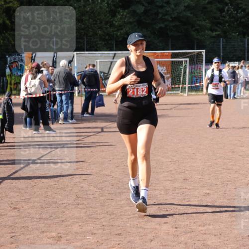 27.09.2026 - 35. Volkslauf durch das schöne Alstertal Strokosch-Dieckow http://msf.ph/oto/10577273 27.09.2026 12:41:54 Ziel 1631, 2182 meine-sportfotos.de