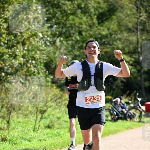 27.09.2026 - 35. Volkslauf durch das schöne Alstertal Dr. Thomas Lammeyer http://msf.ph/oto/10577351 27.09.2026 11:52:13 Laufen 2235 meine-sportfotos.de