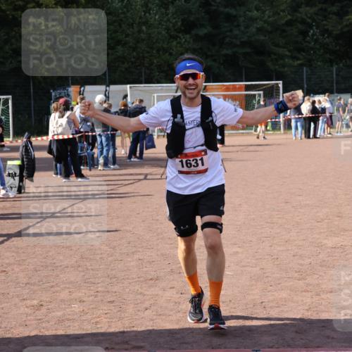 27.09.2026 - 35. Volkslauf durch das schöne Alstertal Strokosch-Dieckow http://msf.ph/oto/10577352 27.09.2026 12:42:01 Ziel 1631 meine-sportfotos.de
