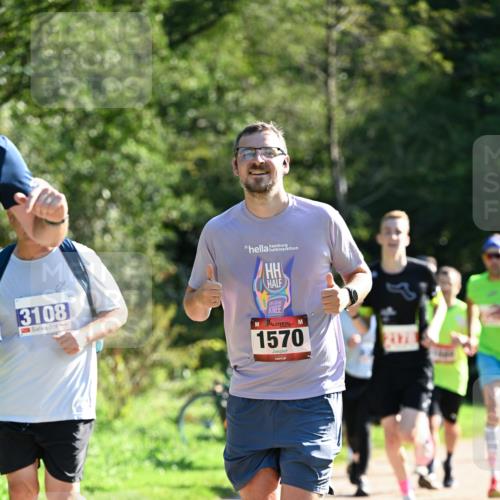 27.09.2026 - 35. Volkslauf durch das schöne Alstertal Dr. Thomas Lammeyer http://msf.ph/oto/10577450 27.09.2026 11:52:58 Laufen 3108, 3, 1570, 2174 meine-sportfotos.de
