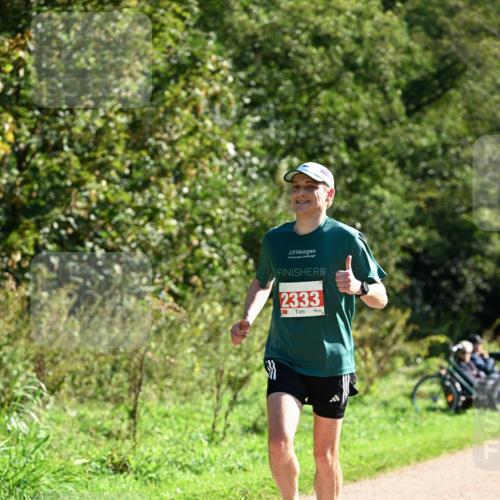 27.09.2026 - 35. Volkslauf durch das schöne Alstertal Dr. Thomas Lammeyer http://msf.ph/oto/10577499 27.09.2026 11:53:10 Laufen 2333 meine-sportfotos.de