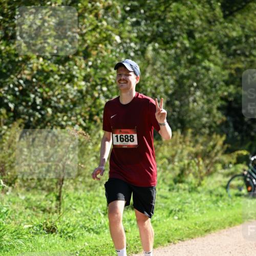 27.09.2026 - 35. Volkslauf durch das schöne Alstertal Dr. Thomas Lammeyer http://msf.ph/oto/10577512 27.09.2026 11:53:29 Laufen 1688 meine-sportfotos.de
