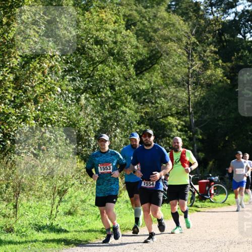 27.09.2026 - 35. Volkslauf durch das schöne Alstertal Dr. Thomas Lammeyer http://msf.ph/oto/10577634 27.09.2026 11:54:40 Laufen 1553, 1554 meine-sportfotos.de