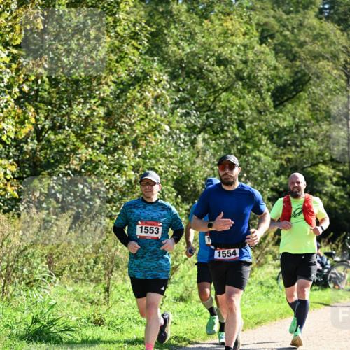 27.09.2026 - 35. Volkslauf durch das schöne Alstertal Dr. Thomas Lammeyer http://msf.ph/oto/10577643 27.09.2026 11:54:41 Laufen 1553, 1554 meine-sportfotos.de