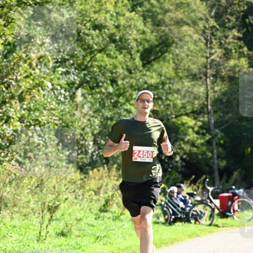 27.09.2026 - 35. Volkslauf durch das schöne Alstertal Dr. Thomas Lammeyer http://msf.ph/oto/10577689 27.09.2026 11:54:59 Laufen 2450 meine-sportfotos.de