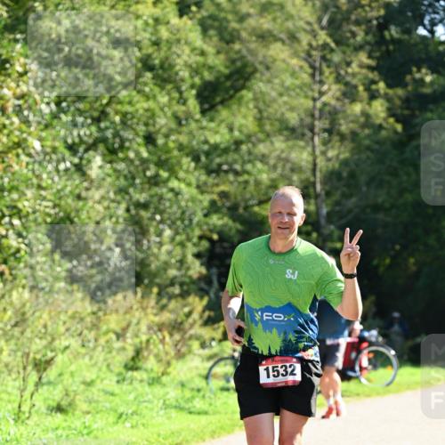 27.09.2026 - 35. Volkslauf durch das schöne Alstertal Dr. Thomas Lammeyer http://msf.ph/oto/10577702 27.09.2026 11:55:04 Laufen 1532 meine-sportfotos.de