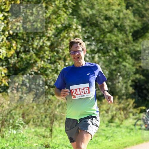 27.09.2026 - 35. Volkslauf durch das schöne Alstertal Dr. Thomas Lammeyer http://msf.ph/oto/10577834 27.09.2026 11:55:36 Laufen 2456 meine-sportfotos.de