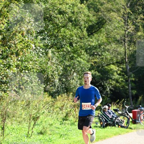 27.09.2026 - 35. Volkslauf durch das schöne Alstertal Dr. Thomas Lammeyer http://msf.ph/oto/10577842 27.09.2026 11:55:47 Laufen 2423, 3 meine-sportfotos.de