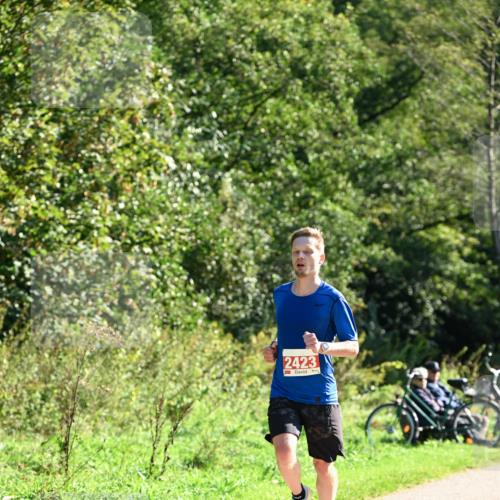 27.09.2026 - 35. Volkslauf durch das schöne Alstertal Dr. Thomas Lammeyer http://msf.ph/oto/10577847 27.09.2026 11:55:47 Laufen 2423 meine-sportfotos.de