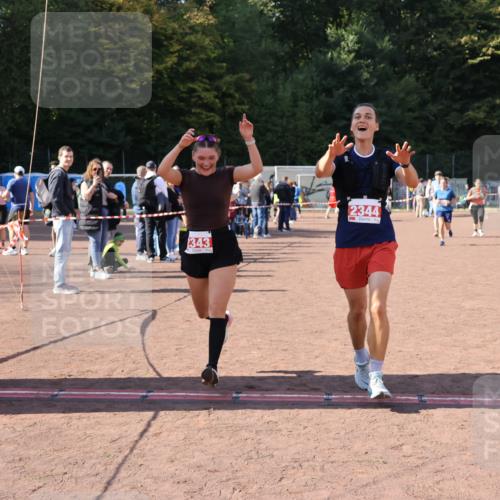 27.09.2026 - 35. Volkslauf durch das schöne Alstertal Strokosch-Dieckow http://msf.ph/oto/10577904 27.09.2026 12:43:29 Ziel 2078, 2337, 2343, 2344, 2432 meine-sportfotos.de