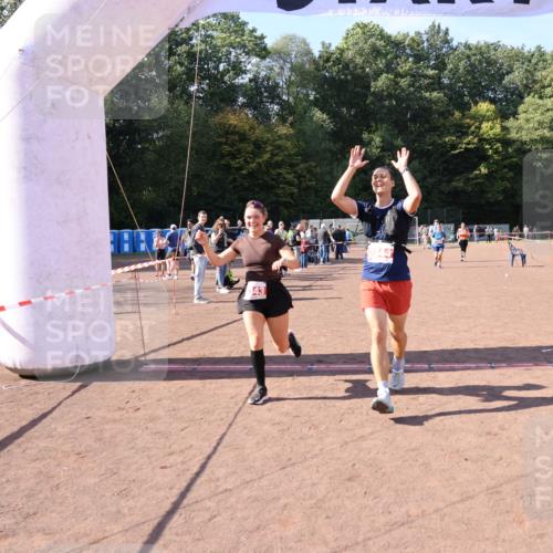 27.09.2026 - 35. Volkslauf durch das schöne Alstertal Strokosch-Dieckow http://msf.ph/oto/10577956 27.09.2026 12:43:29 Ziel 2078, 2337, 2343, 2344, 2432 meine-sportfotos.de