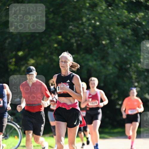 27.09.2026 - 35. Volkslauf durch das schöne Alstertal Dr. Thomas Lammeyer http://msf.ph/oto/10577996 27.09.2026 11:57:21 Laufen 1 meine-sportfotos.de