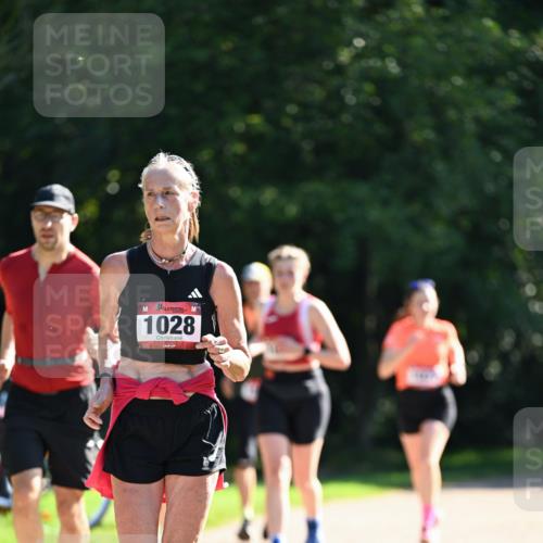 27.09.2026 - 35. Volkslauf durch das schöne Alstertal Dr. Thomas Lammeyer http://msf.ph/oto/10578009 27.09.2026 11:57:22 Laufen 1028 meine-sportfotos.de