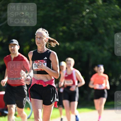 27.09.2026 - 35. Volkslauf durch das schöne Alstertal Dr. Thomas Lammeyer http://msf.ph/oto/10578010 27.09.2026 11:57:22 Laufen 10 meine-sportfotos.de