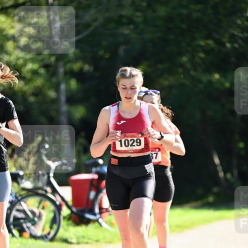 27.09.2026 - 35. Volkslauf durch das schöne Alstertal Dr. Thomas Lammeyer http://msf.ph/oto/10578035 27.09.2026 11:57:25 Laufen 1029, 37 meine-sportfotos.de