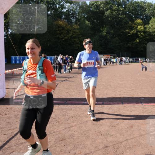 27.09.2026 - 35. Volkslauf durch das schöne Alstertal Strokosch-Dieckow http://msf.ph/oto/10578123 27.09.2026 12:43:38 Ziel 2078, 2337, 2432 meine-sportfotos.de
