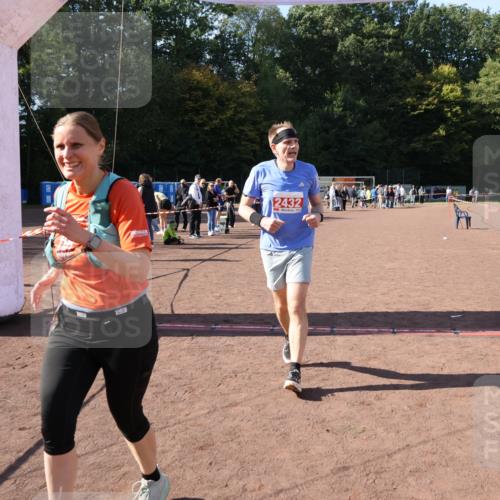 27.09.2026 - 35. Volkslauf durch das schöne Alstertal Strokosch-Dieckow http://msf.ph/oto/10578133 27.09.2026 12:43:38 Ziel 2078, 2337, 2432 meine-sportfotos.de