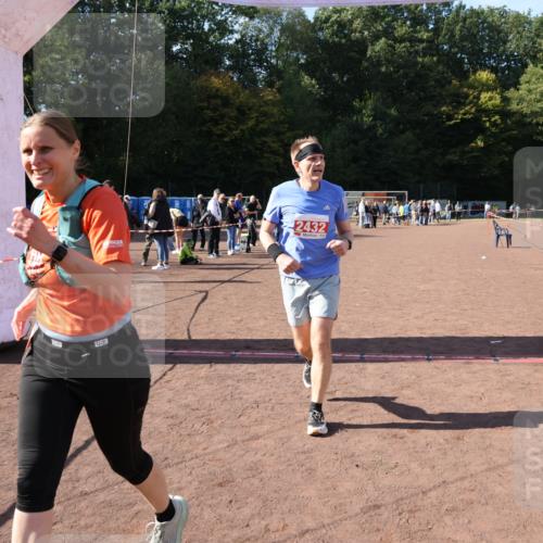 27.09.2026 - 35. Volkslauf durch das schöne Alstertal Strokosch-Dieckow http://msf.ph/oto/10578141 27.09.2026 12:43:39 Ziel 2337, 2432 meine-sportfotos.de