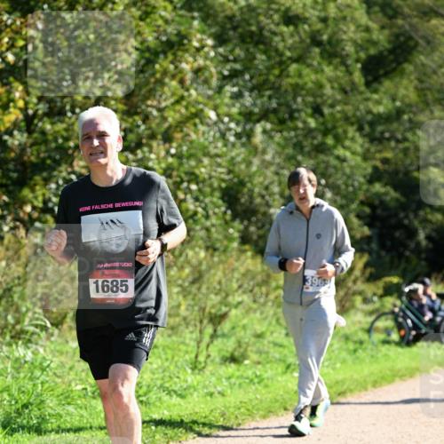 27.09.2026 - 35. Volkslauf durch das schöne Alstertal Dr. Thomas Lammeyer http://msf.ph/oto/10578260 27.09.2026 11:59:48 Laufen 1685, 3969 meine-sportfotos.de